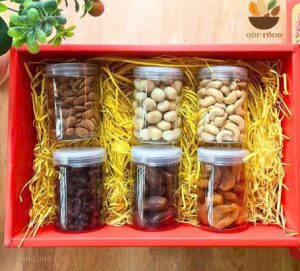 Hộp quà tết đồ ăn sấy